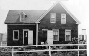 Photo de la maison familiale vers 1954